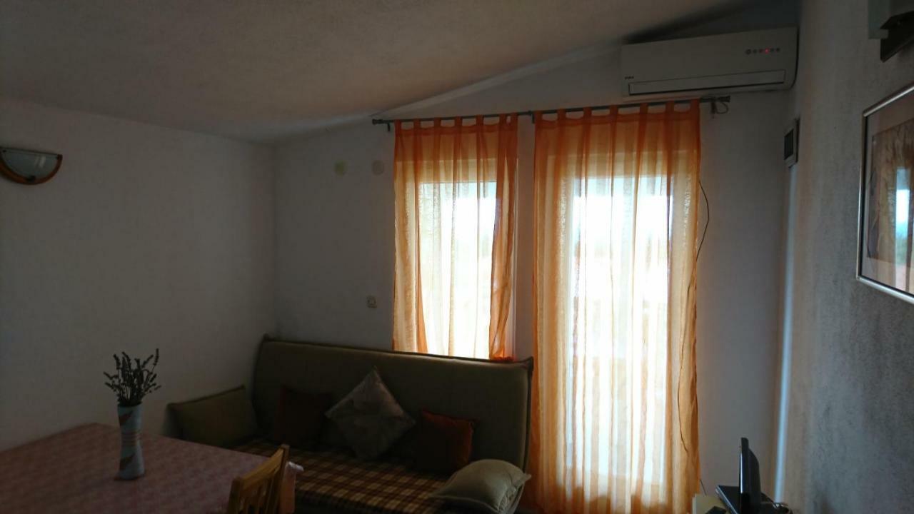 Apartmani Kocka 프리모스턴 외부 사진